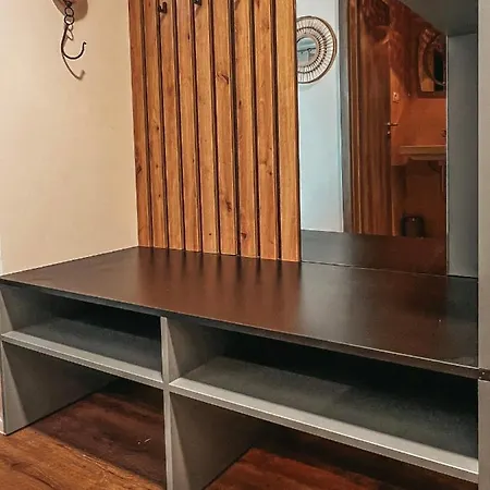 Cari Apartments, Hillside דירה *